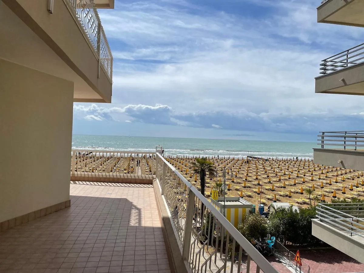 Apartment Fronte Mare-Residence Union 9 Lido di Jesolo